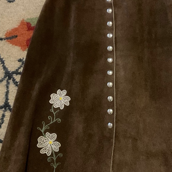 Darling, True Vintage 1970’s Genuine Leather snap button brown skirt - Picture 9 of 12